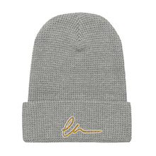 Cargar imagen en el visor de la galería, Giraffe-Signature Waffle beanie
